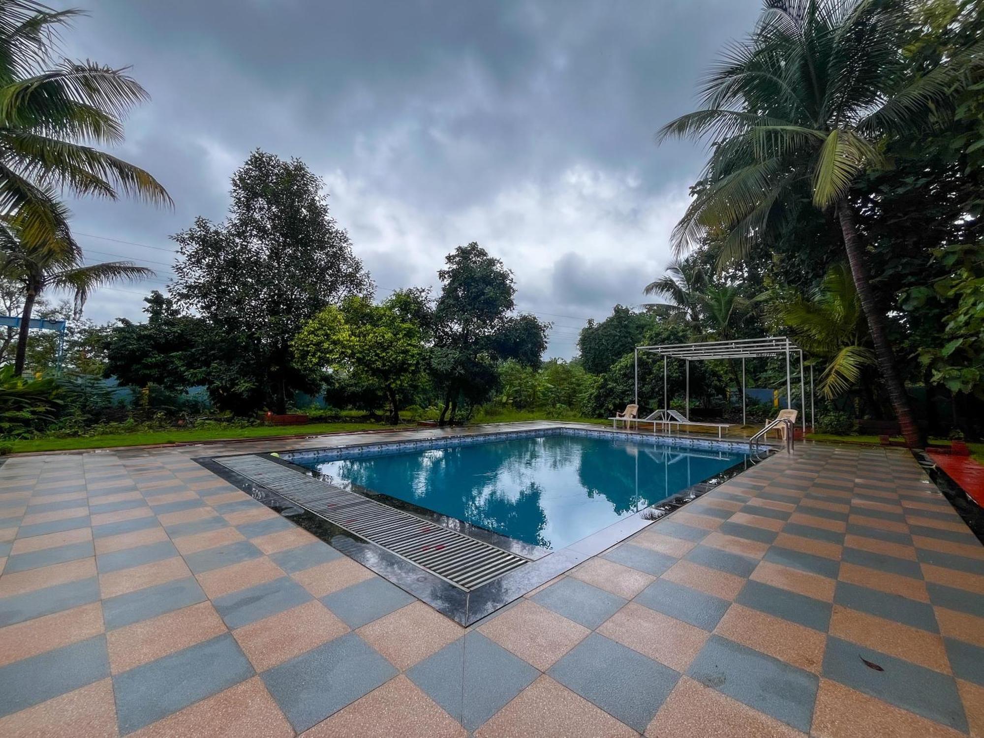 Karjat In Resort Exterior foto
